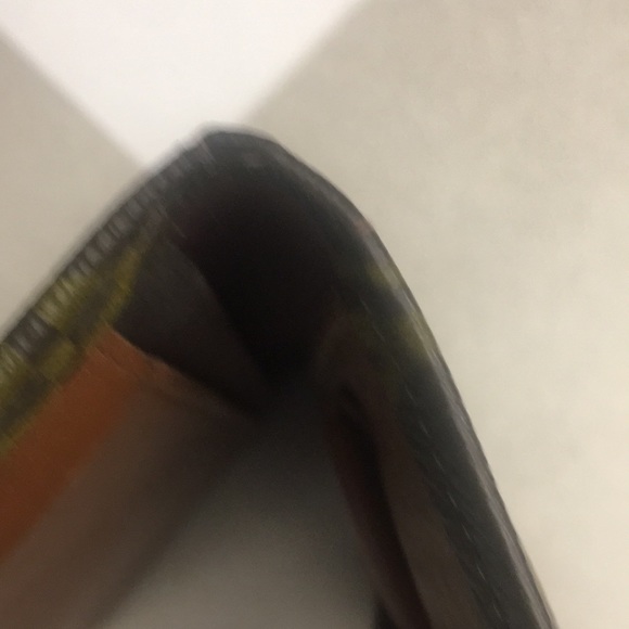 Vintage Louis Vuitton wallet - Picture 3 of 3